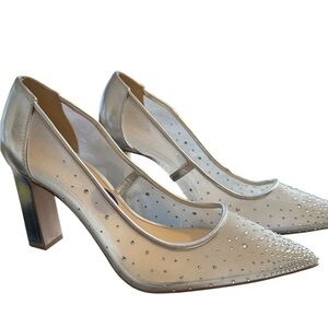 NWOB Jessica Simpson Silver Pylise Rhinestone Embellished Pointed Toe Size 8.5